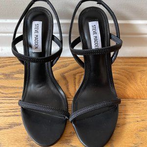 NWT Steve Madden Gabriella Heels (Black, Size 7.5)